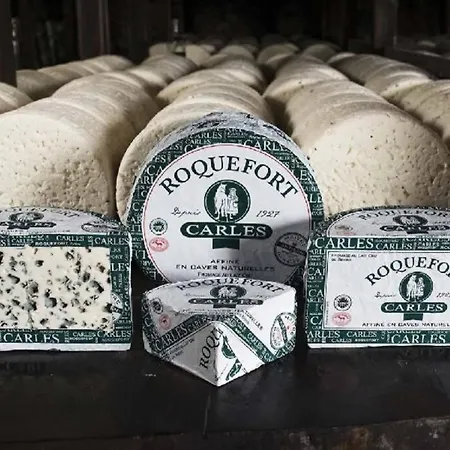 Апартаменты T 2 Dans Village 3 *** A Saint Geniez 2 Piscines Chauffee *