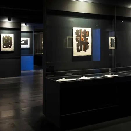 T 2 Dans Village 3 *** A Saint Geniez 2 Piscines Chauffee